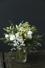 Carica l'immagine nel visualizzatore di Gallery, bouquet green eden