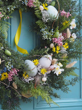 Carica l'immagine nel visualizzatore di Gallery, Ghirlanda di Pasqua floreale
