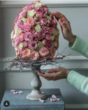 Carica l'immagine nel visualizzatore di Gallery, Uovo di Pasqua floreale
