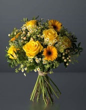 Load image into Gallery viewer, bouquet misto con girasoli
