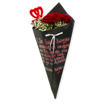 Carica l'immagine nel visualizzatore di Gallery, Coppo di 7 Rose con dedica - Flowers Palermo
