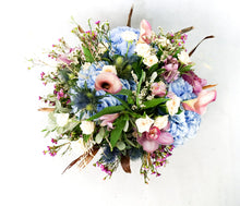 Cargar imagen en el visor de la galería, Organic Bouquet - Flowers Palermo
