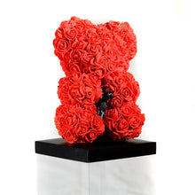 Load image into Gallery viewer, Orsetto Rosso di rose in lattice
